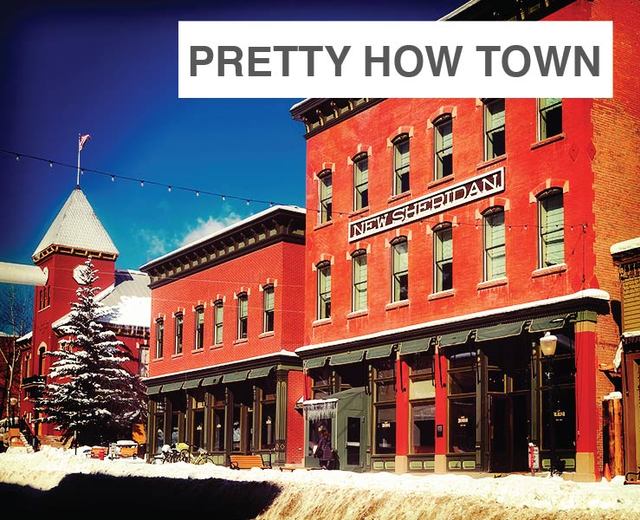 anyone lived in a pretty how town | anyone lived in a pretty how town| MusicSpoke